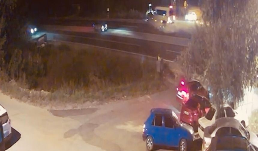 Bartın’da 11 Kişinin Yaralandığı Feci Kaza Kamerada