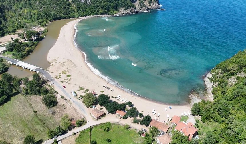 Amasra’nın Saklı Cenneti Göçkündemirci Dronla Görüntülendi