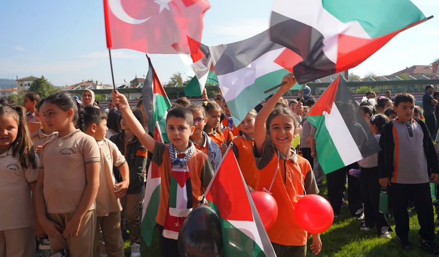 İsrail’in Gazze Saldırılarına Bartın’dan Uçurtmalı Tepki