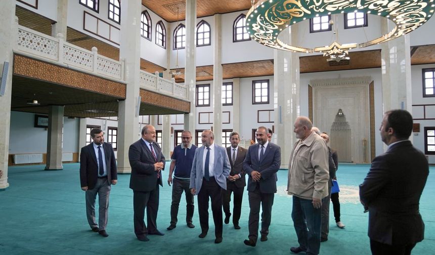 Cumhurbaşkanı Başdanışmanı Kışla, BARÜ’yü ziyaret etti