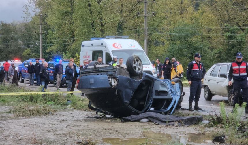 Bartın'da Bir Saat Arayla 2 Kaza: 2 Ölü, 17 Yaralı