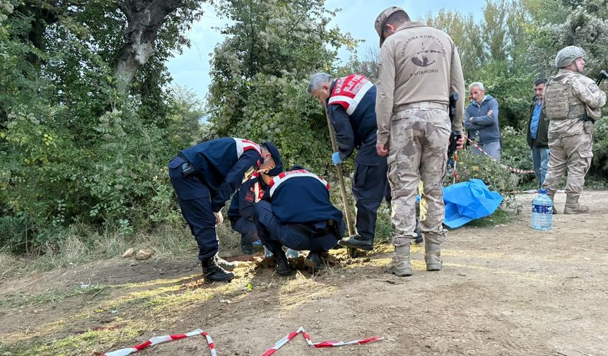 Komşuda Silahlı Kavga; Aynı Aileden 4 Kişi Hayatını Kaybetti